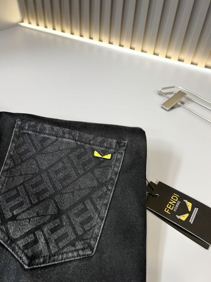 Fendi - Мужские штаны джинсы CF_0111FE4 Fendi - Мужские штаны джинсы CF_0111FE4