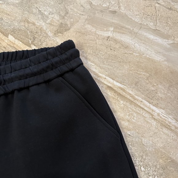 Louis Vuitton - Мужские шорты MI_2705LV2