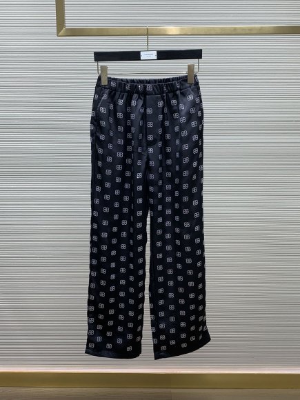 Balenciaga - Женские штаны брюки ( костюм рубашка) DZ_0108BA11 Balenciaga - Женские штаны брюки ( костюм рубашка) DZ_0108BA11