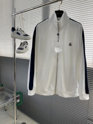 Moncler - Мужская кофта куртка TJ_0511MO3 Moncler - Мужская кофта куртка TJ_0511MO3