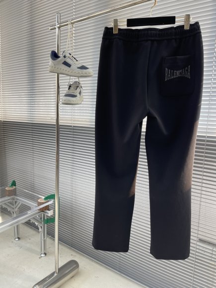 Balenciaga - Мужские спортивные штаны TJ_1912BA8 Balenciaga - Мужские спортивные штаны TJ_1912BA8