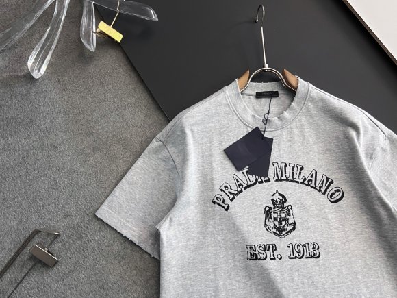 Prada - Мужская футболка майка DZ_1202PA5 Prada - Мужская футболка майка DZ_1202PA5