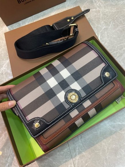 Burberry Женская сумка мессенджер BU1_0302BU1