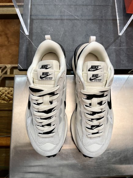 Nike Vaporwaffle & Sacai - Женские кроссовки RR_2109NS1W Nike Vaporwaffle & Sacai - Женские кроссовки RR_2109NS1W