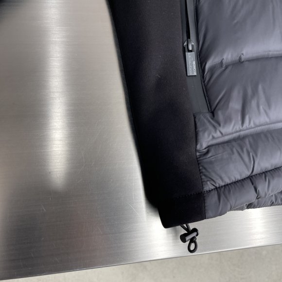 Moncler - Мужская куртка ветровка кофта TJ_0511MO4 Moncler - Мужская куртка ветровка кофта TJ_0511MO4