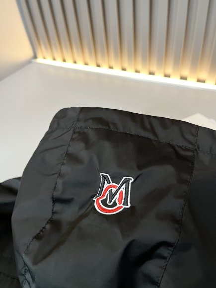 Moncler - Мужская куртка ветровка DF_0208MO2 Moncler - Мужская куртка ветровка DF_0208MO2