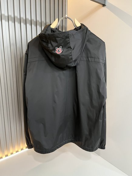 Moncler - Мужская куртка ветровка DF_0208MO2 Moncler - Мужская куртка ветровка DF_0208MO2