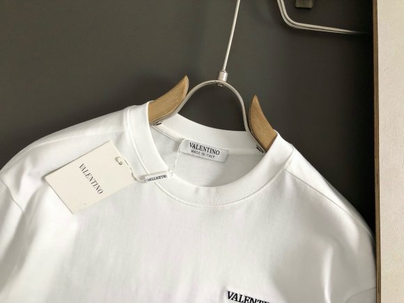 Valentino - Мужская футболка майка DZ_1202VA7