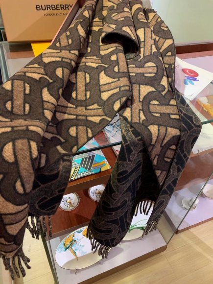 Burberry Кашемировый шарф JX_0111BU6 Burberry Кашемировый шарф JX_0111BU6