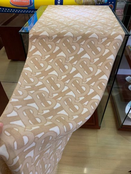 Burberry Кашемировый шарф JX_0111BU6 Burberry Кашемировый шарф JX_0111BU6