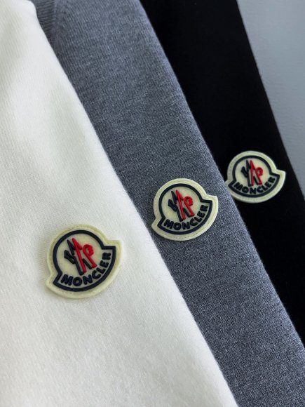 Moncler - Мужская кофта свитер CF_0111MO7 Moncler - Мужская кофта свитер CF_0111MO7