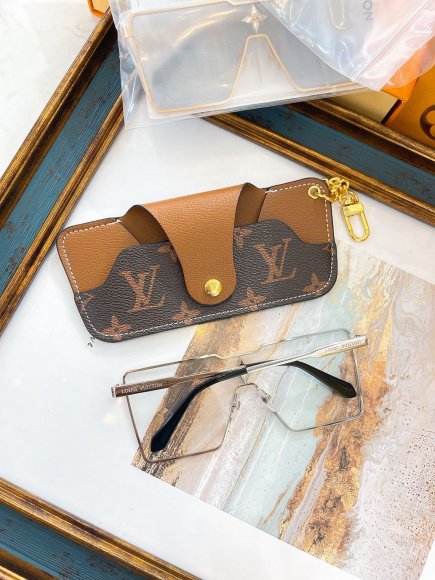 Louis Vuitton Солнцезащитные очки BO_1907LV8