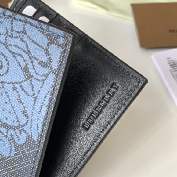Burberry Кошелек CN_1802BU2 Burberry Кошелек CN_1802BU2