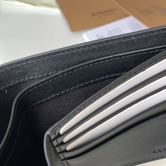 Burberry Кошелек CN_1802BU2 Burberry Кошелек CN_1802BU2