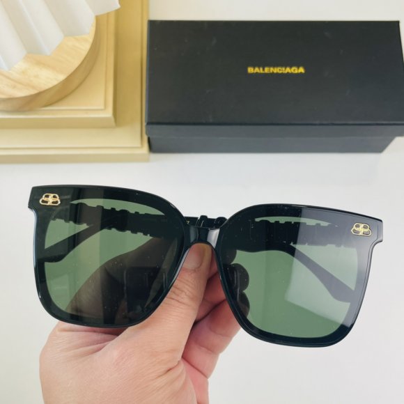 Balenciaga очки K2_2702BA10