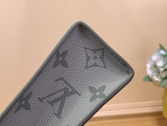 Louis Vuitton Pochette Voyage - Сумка клатч CN_0111LV1 Louis Vuitton Pochette Voyage - Сумка клатч CN_0111LV1