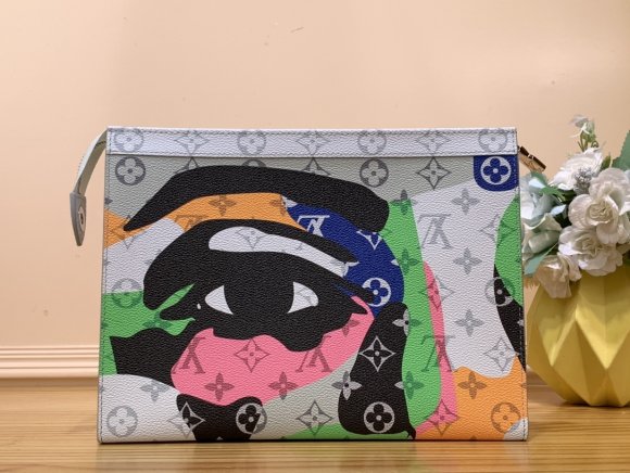 Louis Vuitton Pochette Voyage - Сумка клатч CN_0111LV1 Louis Vuitton Pochette Voyage - Сумка клатч CN_0111LV1