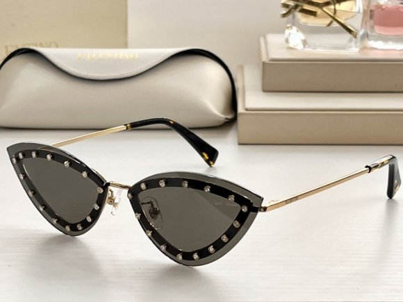 Valentino Солнцезащитные очки BO_1907VA9 Valentino Солнцезащитные очки BO_1907VA9