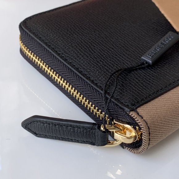 Burberry Кошелек CN_1802BU3 Burberry Кошелек CN_1802BU3