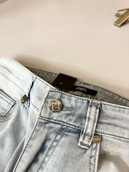 Fendi - Мужские штаны джинсы DF_0208FE5 Fendi - Мужские штаны джинсы DF_0208FE5