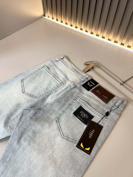 Fendi - Мужские штаны джинсы DF_0208FE5 Fendi - Мужские штаны джинсы DF_0208FE5