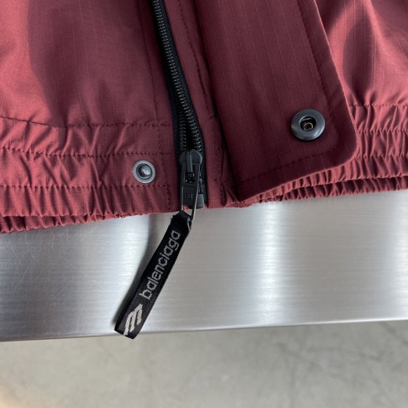 Balenciaga - Мужская демисезонная куртка TJ_2310BA4 Balenciaga - Мужская демисезонная куртка TJ_2310BA4