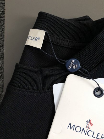 Moncler - Мужская футболка майка DZ_1202MO9