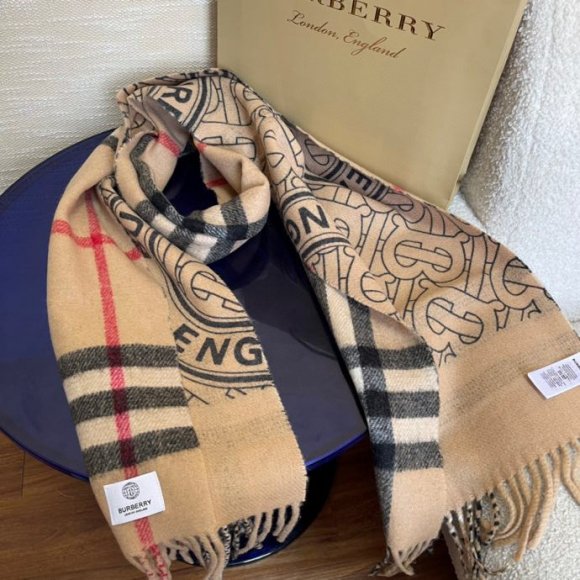 Burberry Кашемировый шарф JX_2111BU3