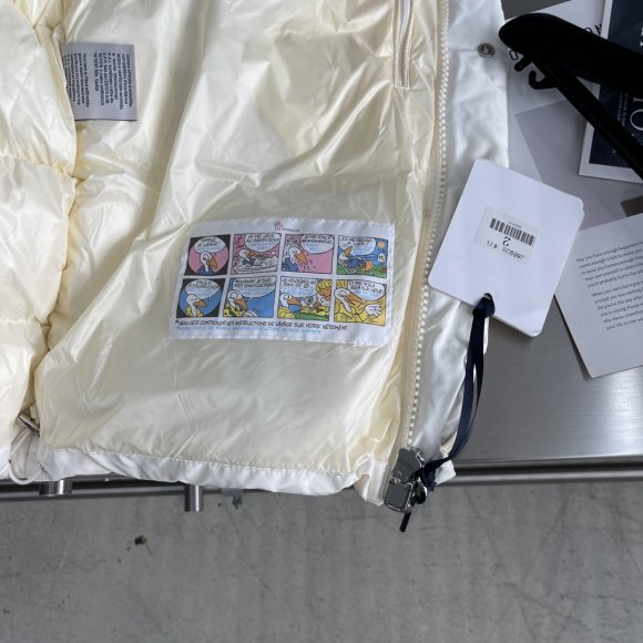 Moncler - Мужская куртка пуховик TJ_2310MO5 Moncler - Мужская куртка пуховик TJ_2310MO5