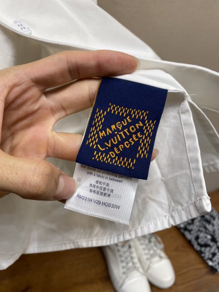 Louis Vuitton - Мужская рубашка DZ_2203LV7