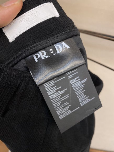 Prada - Мужские утепленные штаны брюки DZ_2312PR7 Prada - Мужские утепленные штаны брюки DZ_2312PR7