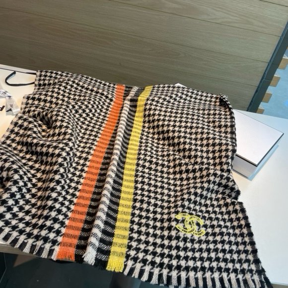 Chanel - Кашемировый шарф JX_0710CH4 Chanel - Кашемировый шарф JX_0710CH4