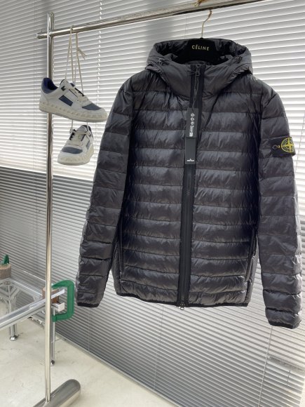 Stone Island - Мужская куртка пуховик TJ_2310SI7 Stone Island - Мужская куртка пуховик TJ_2310SI7