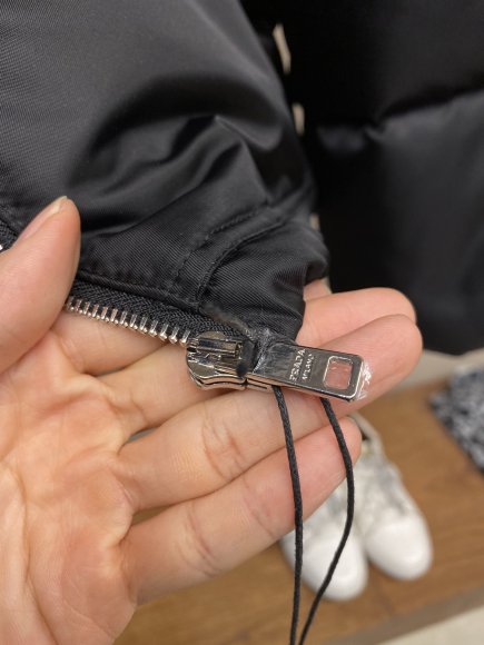 Prada - Мужская куртка пуховик DZ_0611PR1 Prada - Мужская куртка пуховик DZ_0611PR1