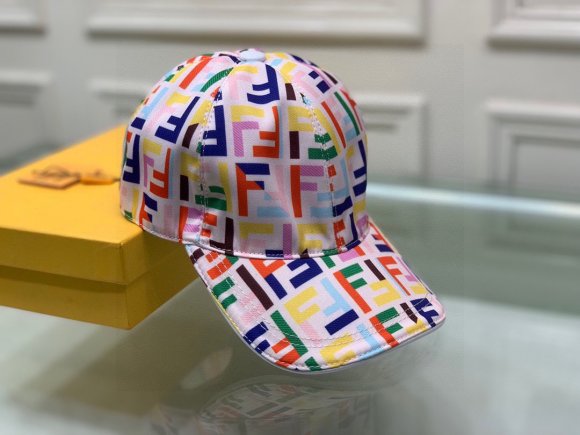 Fendi - Бейсболка кепка AO_2404FE7