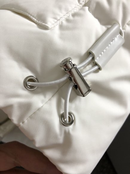 Givenchy - Мужской жилет пуховик DZ_1310GI6 Givenchy - Мужской жилет пуховик DZ_1310GI6