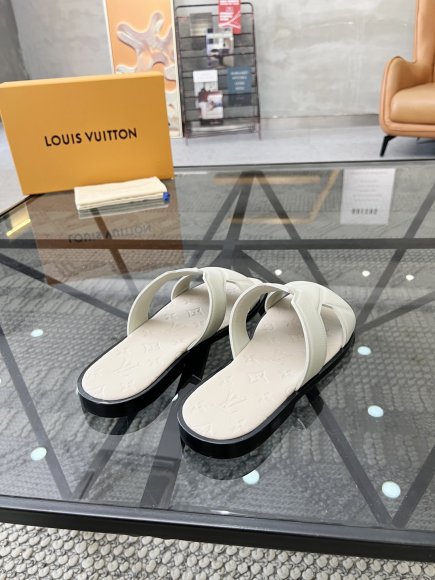 Louis Vuitton - Мужские шлепанцы сандалии RU_0304LV10 Louis Vuitton - Мужские шлепанцы сандалии RU_0304LV10
