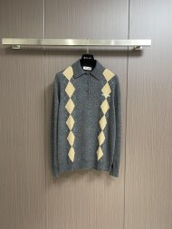 Miu Miu - Мужская кофта свитер поло кардиган DZ_2409MM8 Miu Miu - Мужская кофта свитер поло кардиган DZ_2409MM8