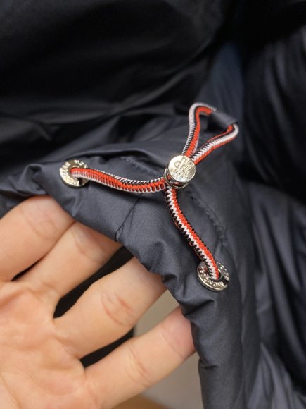 Moncler - Мужская куртка пуховик DZ_0611MO2