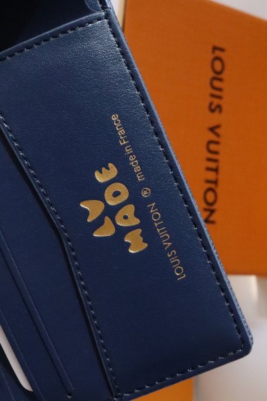 Louis Vuitton Кошелек CN_1802LV8 Louis Vuitton Кошелек CN_1802LV8