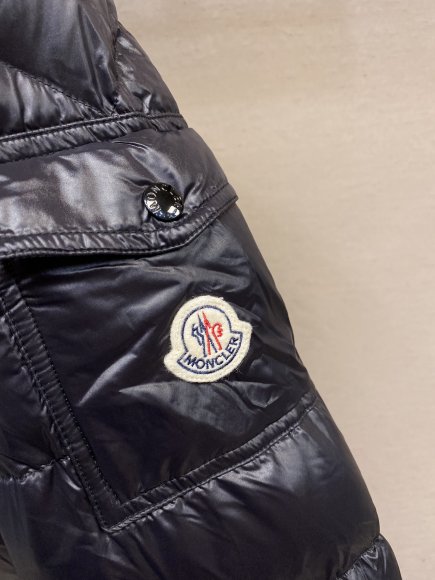 Moncler - Мужская куртка пуховик DZ_0810MO1