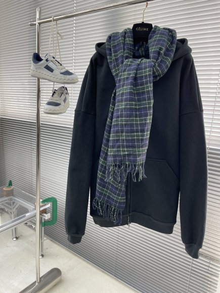 Balenciaga - Мужская кофта толстовка с шарфом TJ_2310BA9 Balenciaga - Мужская кофта толстовка с шарфом TJ_2310BA9