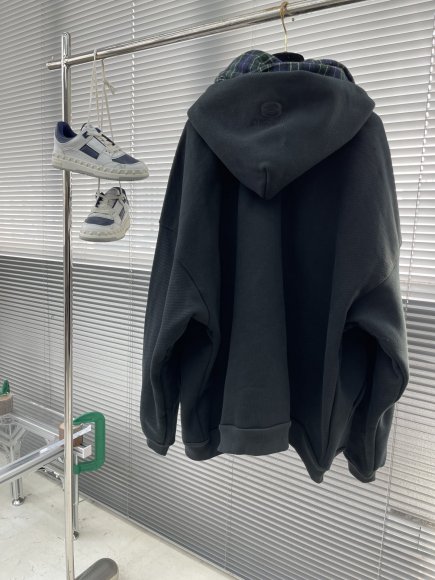 Balenciaga - Мужская кофта толстовка с шарфом TJ_2310BA9 Balenciaga - Мужская кофта толстовка с шарфом TJ_2310BA9