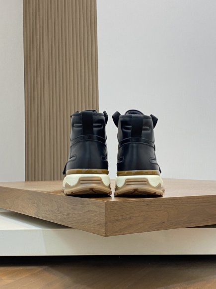 Moncler - Мужские зимние кроссовки ботинки GTL_2011MO1 Moncler - Мужские зимние кроссовки ботинки GTL_2011MO1