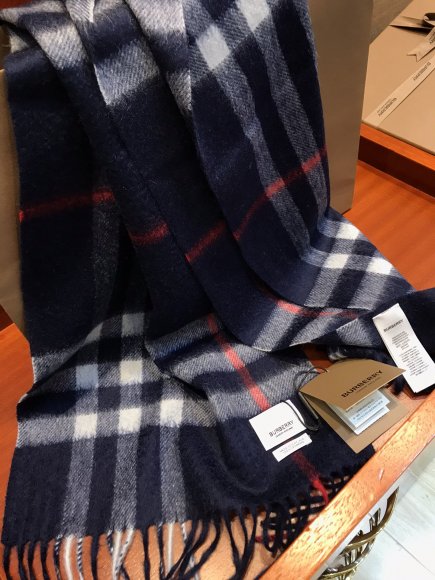 Burberry - Кашемировый шарф JX_0412BU1 Burberry - Кашемировый шарф JX_0412BU1