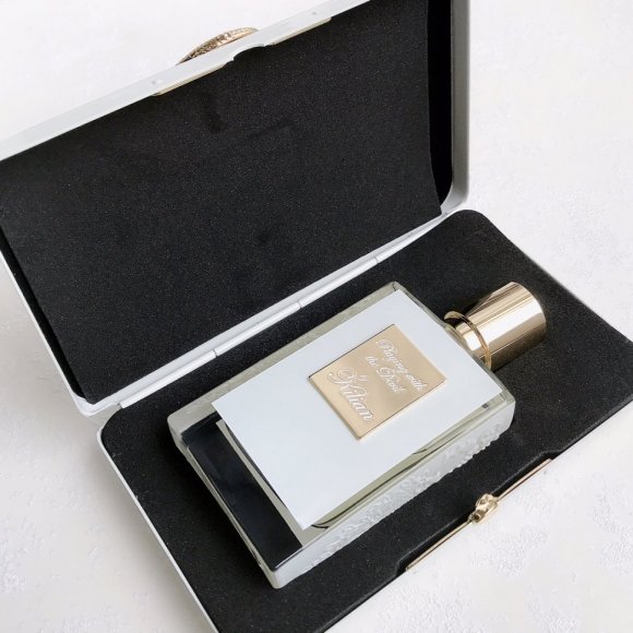 Kilian Playing With The Devil Женская туалетная вода 50мл ML_2308KI4 Kilian Playing With The Devil Женская туалетная вода 50мл ML_2308KI4