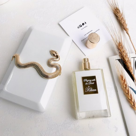 Kilian Playing With The Devil Женская туалетная вода 50мл ML_2308KI4 Kilian Playing With The Devil Женская туалетная вода 50мл ML_2308KI4
