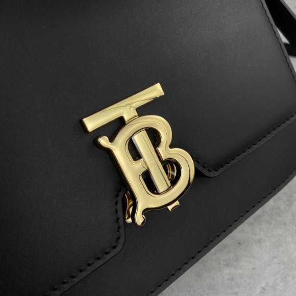 Burberry Сумка мессенджер BU_1802BU1 Burberry Сумка мессенджер BU_1802BU1