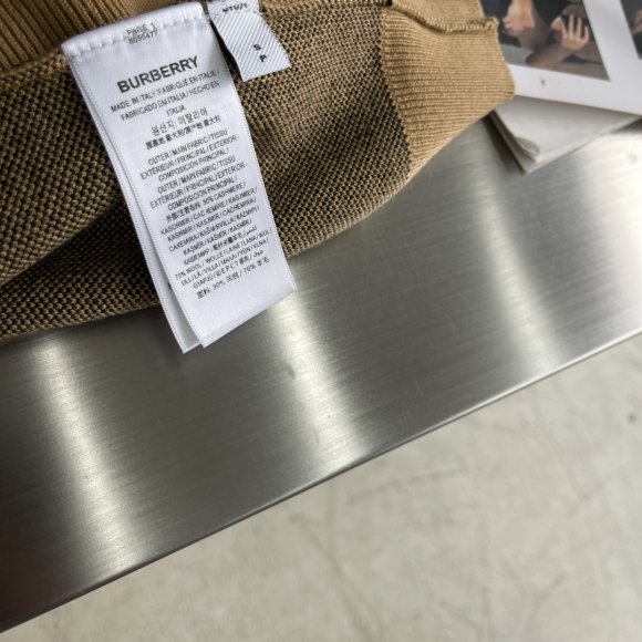 Burberry - Мужская кофта свитер TJ_0509BU1 Burberry - Мужская кофта свитер TJ_0509BU1