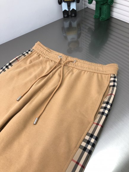 Burberry - Мужские спортивный штаны DZ_2203BU11 Burberry - Мужские спортивный штаны DZ_2203BU11